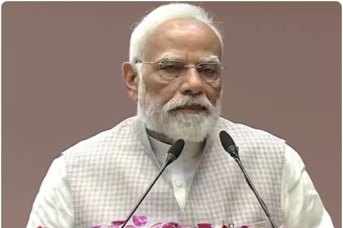 जब ​​लोग कानून को अपनी भाषा में समझते हैं तो मुकदमे कम होते हैं: PM मोदी बोले