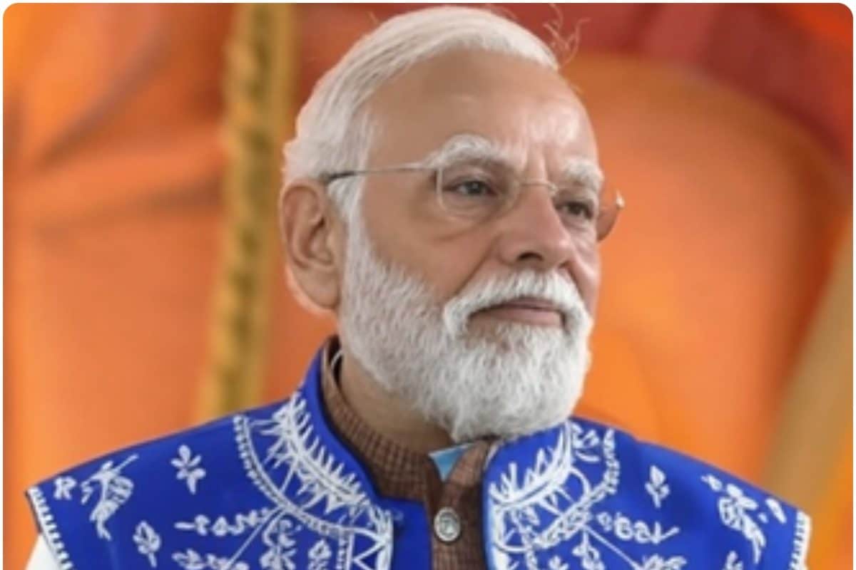 कांग्रेस ने 60 सालों तक आदिवासियों को उनके हाल पर छोड़ दिया था: PM मोदी