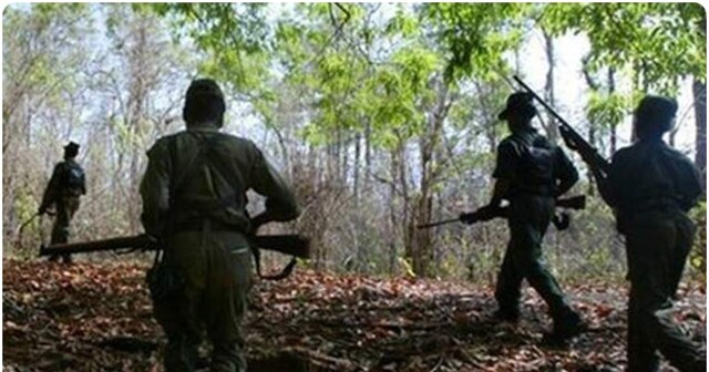 बीजापुर में इन्द्रावती के जंगलों में मुठभेड़, 5 लाख का इनामी नक्सली ढेर