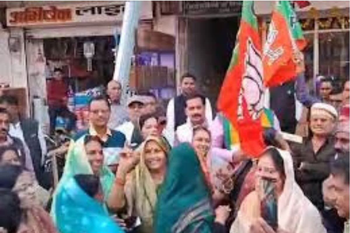 बिहार में एनडीए की बंपर जीत देश की राजनीति के लिए क्यों टर्निंग पॉइंट