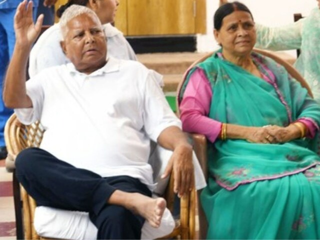 डेरा नहीं छोड़ेंगे...राबड़ी देवी के बंगले पर RJD ने बढ़ाई नीतीश सरकार की टेंशन