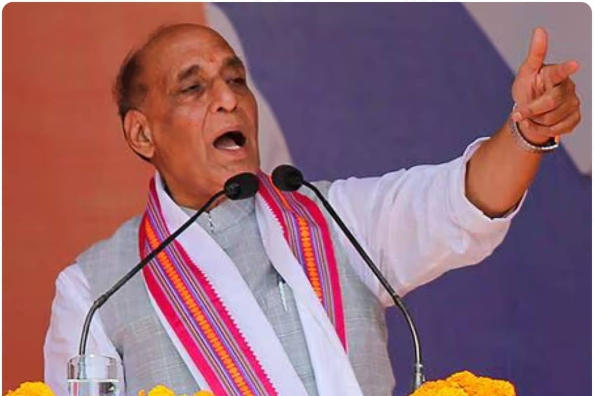 राहुल गांधी ने हाइड्रोजन-बम की बात की लेकिन फुलझड़ी भी नहीं जला पाए: राजनाथ