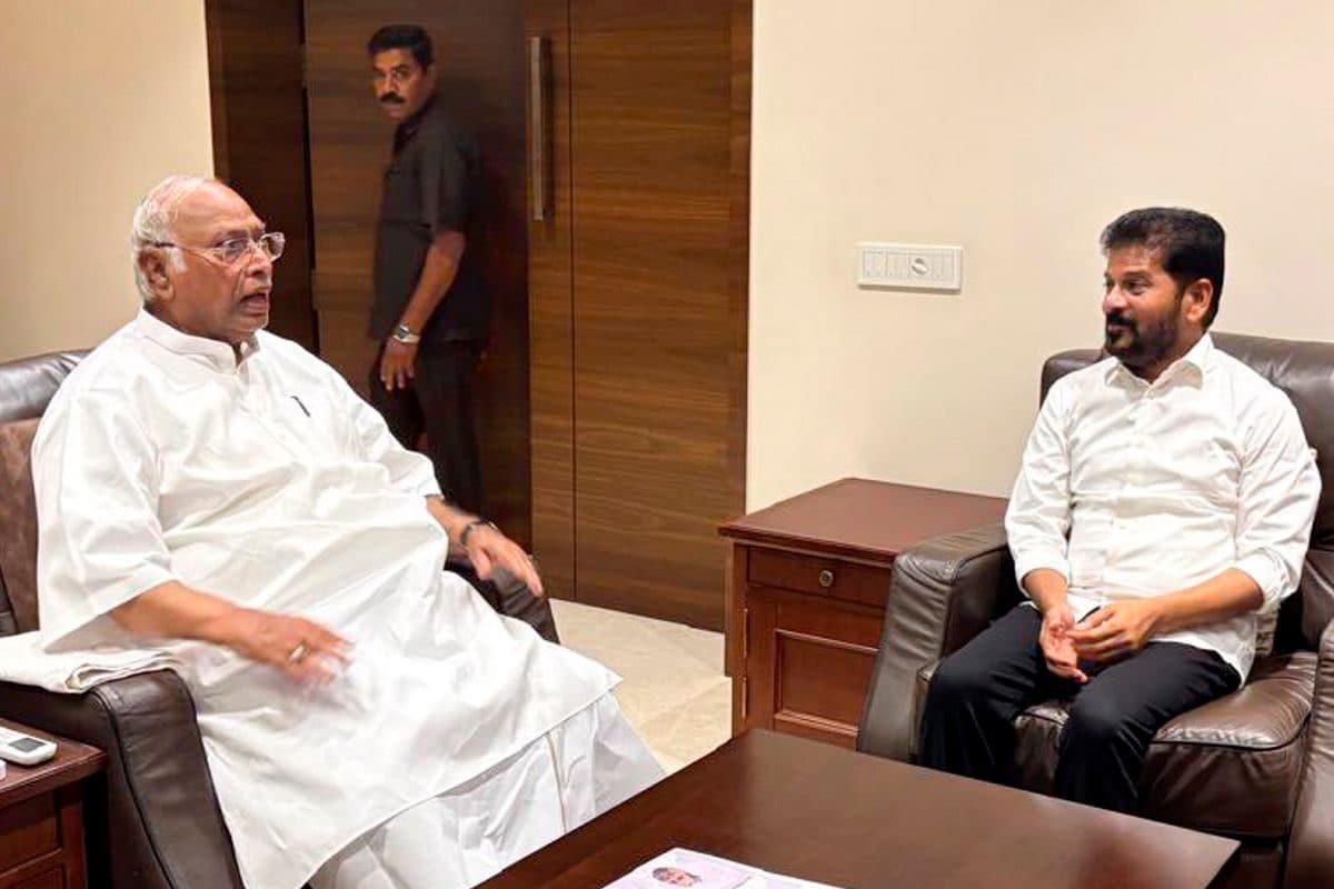 कांग्रेस है तो मुसलमानों की इज्जत है… तेलंगाना CM के बयान से गरमाई सियासत