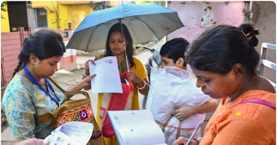 चुनाव आयोग ने कई राज्यों में एसआईआर की तारीख बढ़ा दी है. (फाइल फोटो)