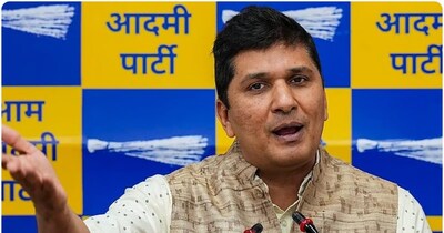 दिल्ली के पूर्व मंत्री और 'आप' के प्रदेश अध्यक्ष सौरभ भारद्वाज. (फाइल फोटो)