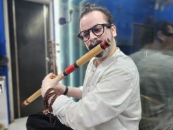 दिल जीत रहा श्रेयांश शाडिल्य का गीत 'हे शिवा', सोशल मीडिया पर मचाई धूम