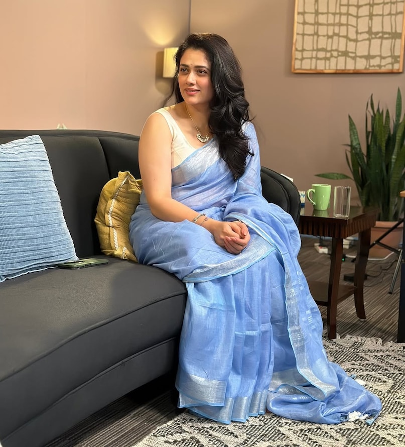 Girija Oak, National Crush, Girija Oak on darker aspects of her national crush tag, Girija Oak viral interview, Marathi cinema, Girija Oak shows, Girija Oak Film, गिरिजा ओक, गिरिजा ओक नेशनल क्रश, गिरिजा ओक को मिलते हैं भद्दे मैसेज