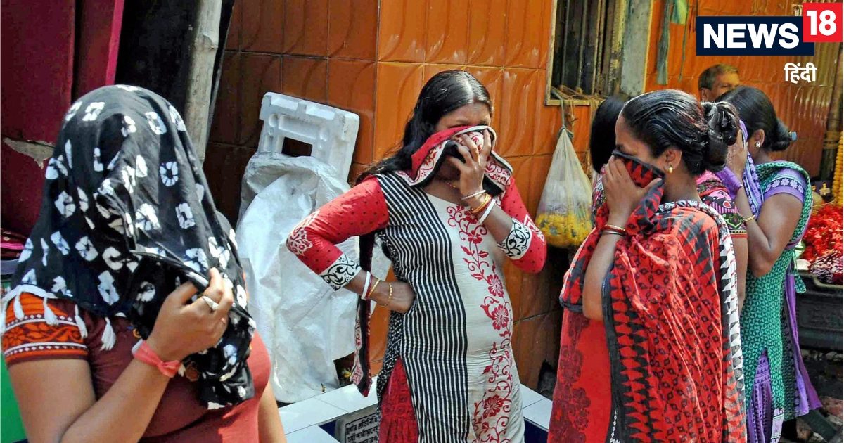 LIVE: SIR से रेड लाइट एरिया सोनागाछी में 'भगदड़', अब चुनाव आयोग हुआ एक्टिव