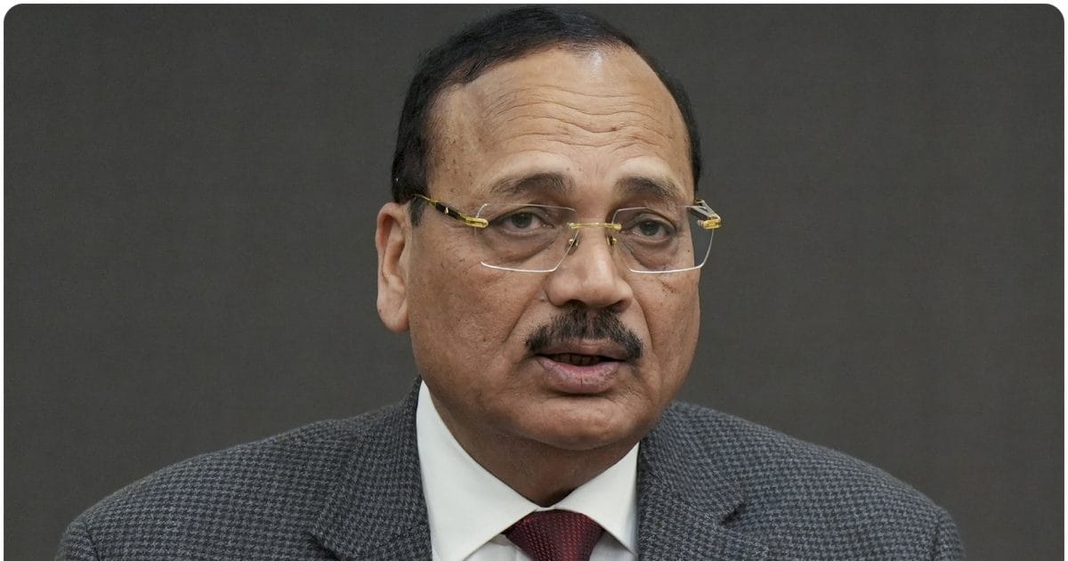 55 मिनट टहलने गया था, सुबह तक बेहाल रहा; दिल्ली की जहरीली हवा पर CJI सूर्यकांत