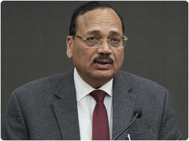 55 मिनट टहलने गया था, सुबह तक बेहाल रहा; दिल्ली की जहरीली हवा पर CJI सूर्यकांत