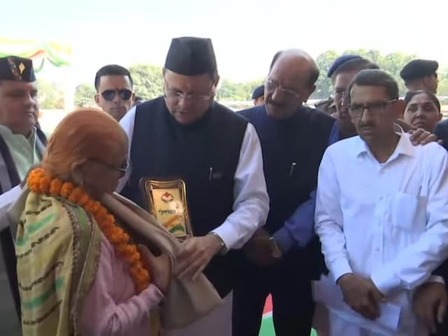 राज्य निर्माण के नायकों को मिला सम्मान, सीएम धामी बोले- उनका त्याग अविस्मरणीय