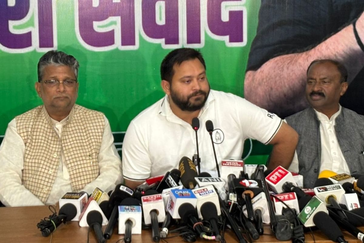 बिहार चुनाव एग्जिट पोल पर भड़के तेजस्वी, बोले- 1995 जैसे हालात, बदलाव होगा