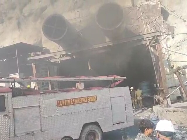 किश्तवाड़ में पॉवर प्रोजेक्ट के टनल में लगी आग, अंदर फंस गए एक दर्जन मजदूर किश्तवाड़ में पॉवर प्रोजेक्ट के टनल में लगी आग, अंदर फंस गए एक दर्जन मजदूर