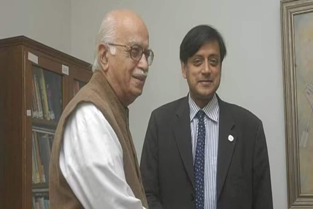 आडवाणी को नेहरू के बराबर खड़ा कर घिर गए थरूर कांग्रेस में फिर घमासान!