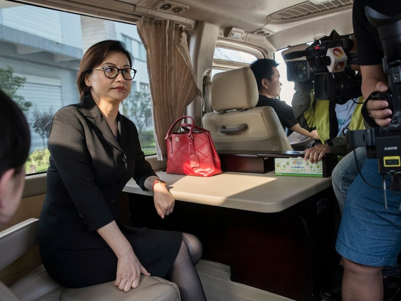 Zhou Qunfei, Zhou Qunfei net worth, success story of Zhou Qunfei, Zhou Qunfei success story, who is Zhou Qunfei, how Zhou Qunfei made lens technology, Zhou Qunfei company