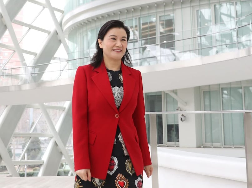 Zhou Qunfei, Zhou Qunfei net worth, success story of Zhou Qunfei, Zhou Qunfei success story, who is Zhou Qunfei, how Zhou Qunfei made lens technology, Zhou Qunfei company