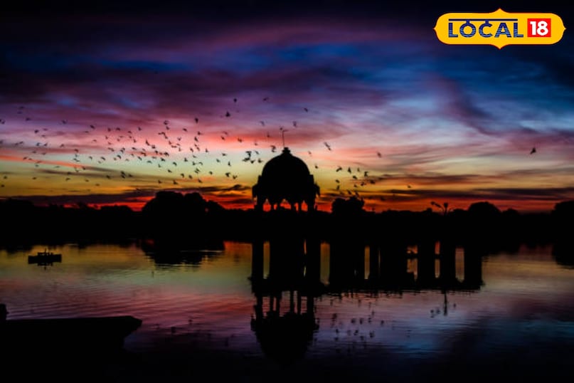 Gadisar Lake: दुनिया भर में मशहूर जैसलमेर की ऐतिहासिक गड़ीसर झील Gadisar Lake: दुनिया भर में मशहूर जैसलमेर की ऐतिहासिक गड़ीसर झील