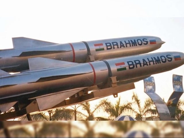 ब्रह्मोस का दीवाना हुआ इस्लामिक मुल्क, राजनाथ के साथ हाईलेवल मीटिंग, डील जल्द