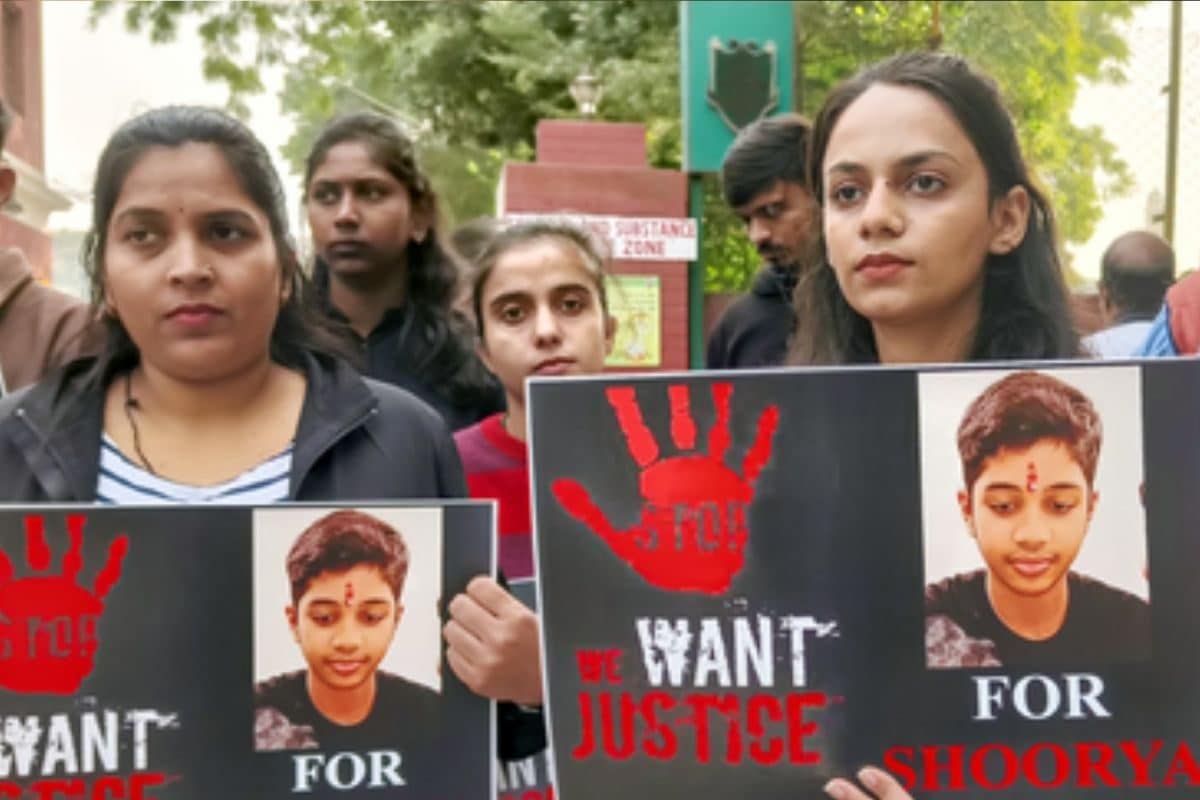 बच्चों में बढ़ी जान देने की प्रवृत्ति विशेषज्ञ बोले- पैरेंट्स संकेत समझें