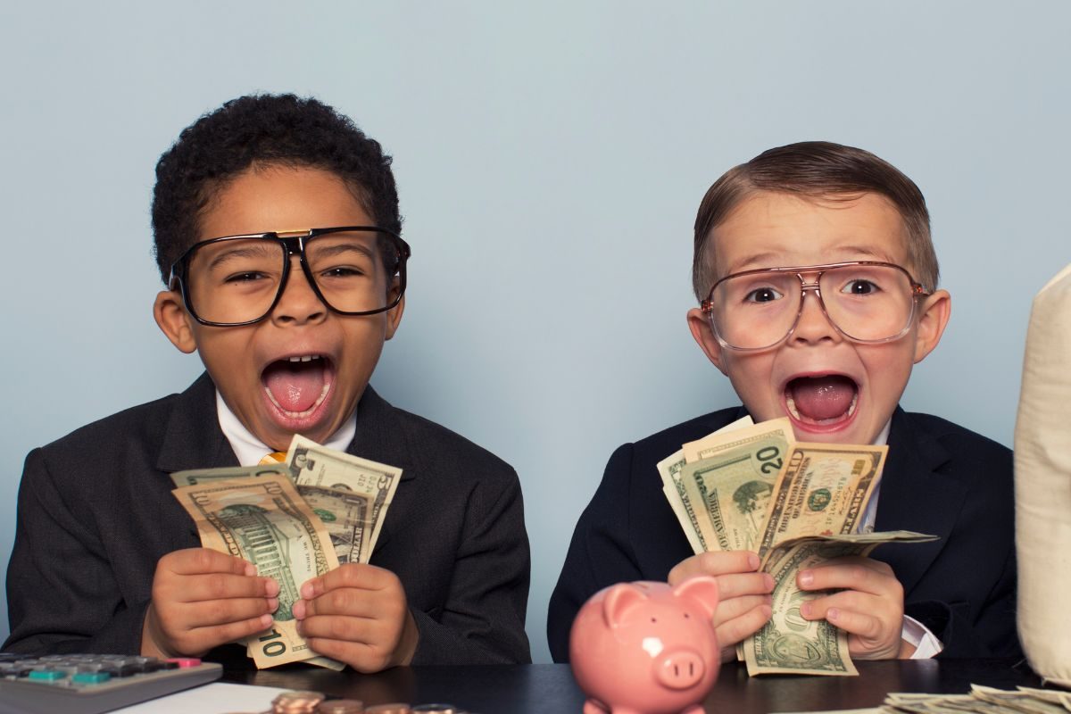 जन्‍म पर 10 लाख लगाया तो 24 साल का होने पर मिलेंगे 3 करोड़ से ज्‍यादा