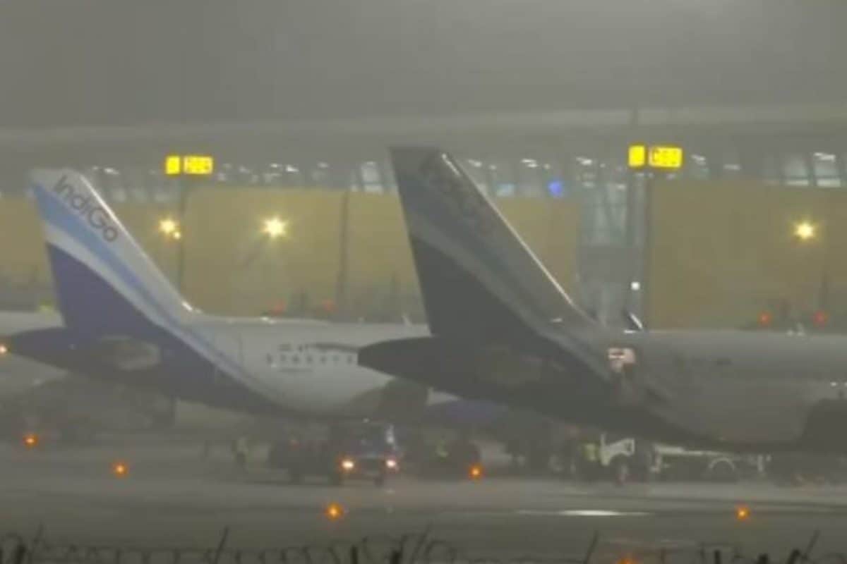 एयरपोर्ट पर कोहरे का ऐसा कहर फ्लाइट्स की थमी रफ्तार जारी हुई एडवाइजरी