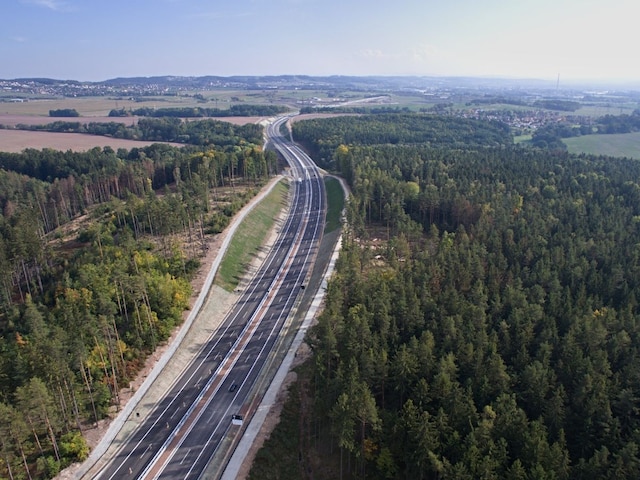 मेरठ-संभल से जेवर एयरपोर्ट पहुंचना आसान, बनेगा 74 किलोमीटर का एक्‍सप्रेसवे