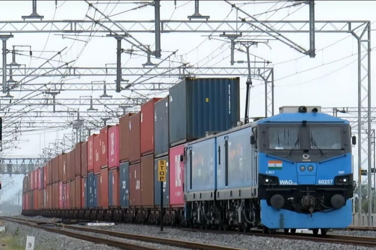 रेलवे ने पार्सल के नियमों में दी ढीलछोटे व्‍यापारी कम पैसे में भेज सकेंगे माल