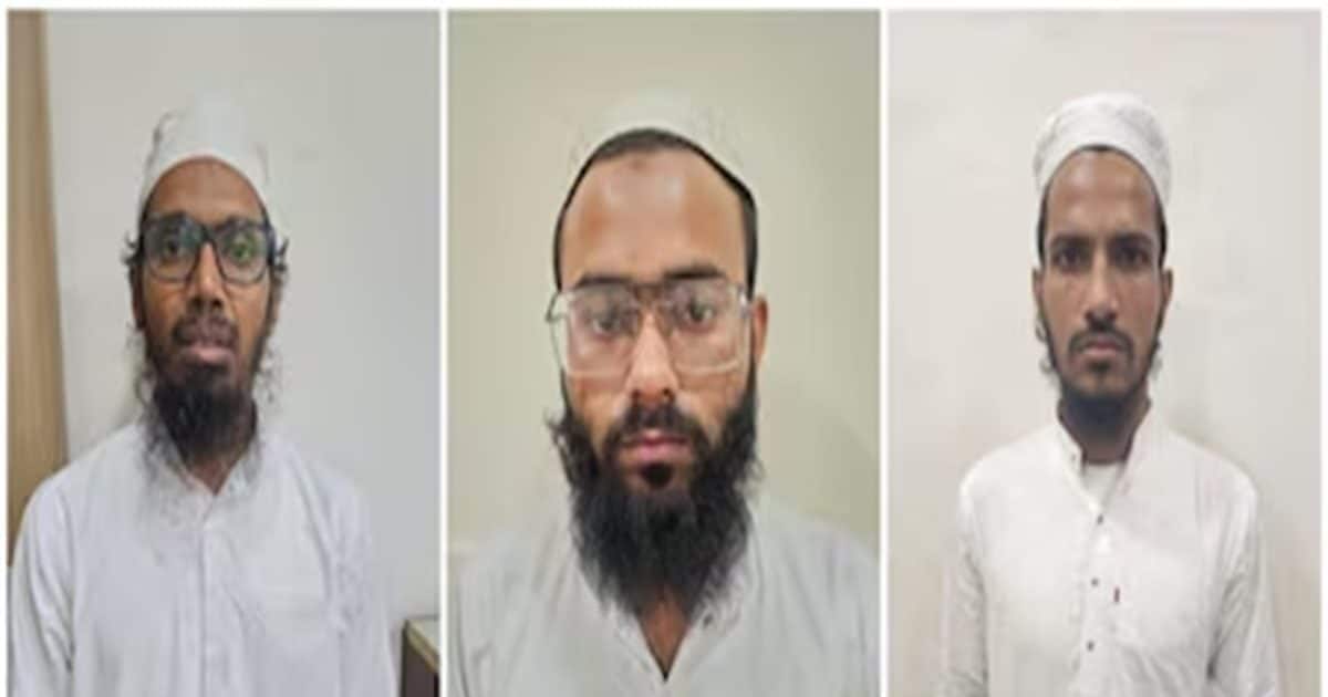 गुजरात में ISIS मॉड्यूल का भंडाफोड़: चीन से MBBS डॉक्टर बना आतंकी, ‘रायजिन’ जहर से हमले की साजिश गुजरात में ISIS मॉड्यूल का भंडाफोड़: चीन से MBBS डॉक्टर बना आतंकी, ‘रायजिन’ जहर से हमले की साजिश