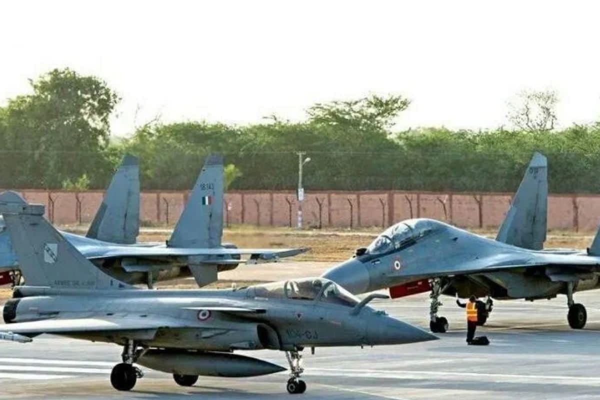IAF की नई ‘बराक’ फॉर्मेशन साथ उड़ेंगे सुखोई राफेल और तेजस