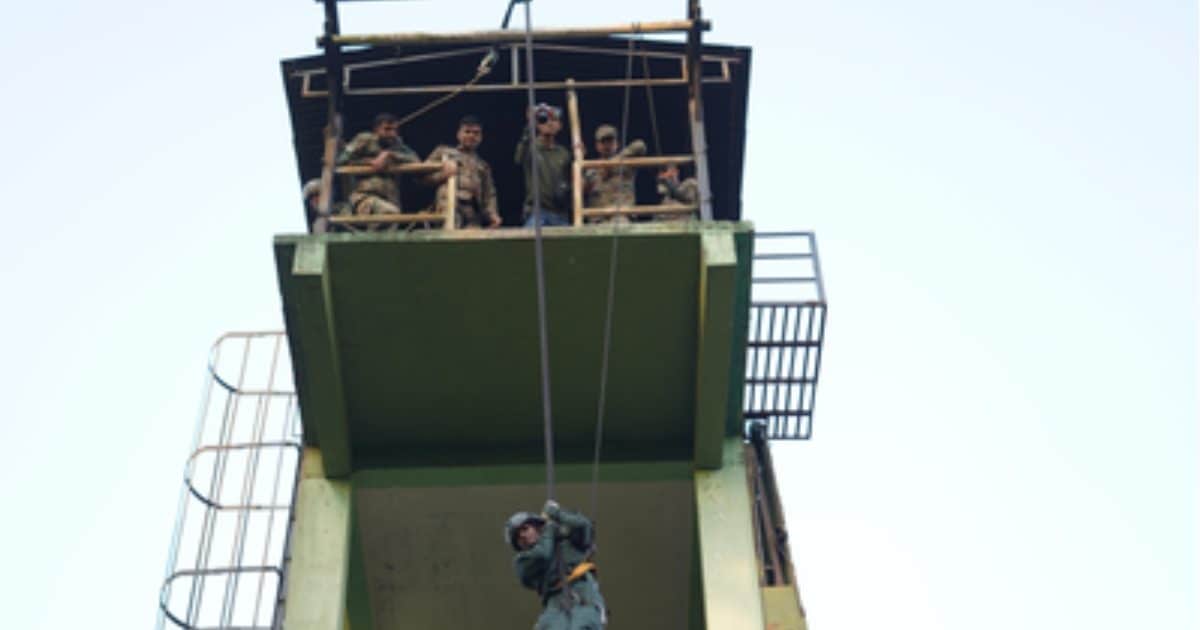 भारत-श्रीलंका की सेना ये क्‍या रही है, जानकार आपके भी उड़ जाएंगे होश