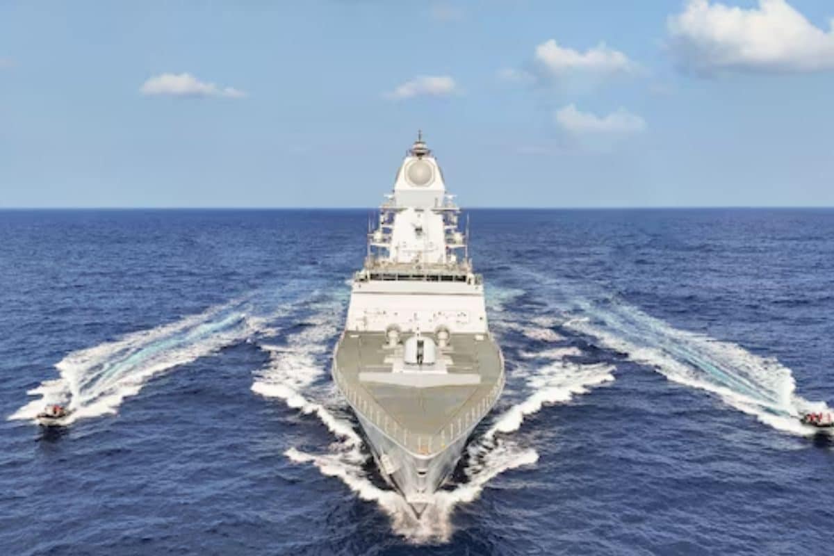 VIDEO: दुश्मन की टेंशन बढ़ाएगा नेवी डे: 1971 के युद्ध की याद दिलाकर किसे खुली चेतावनी