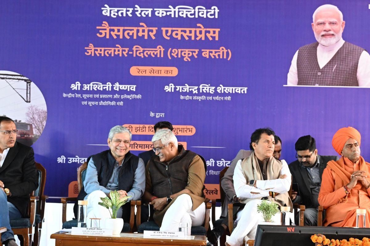 दिल्‍ली से जैसलमेर केवल 12 घंटे में रेलवे ने शनिवार से शुरू की नई ट्रेन