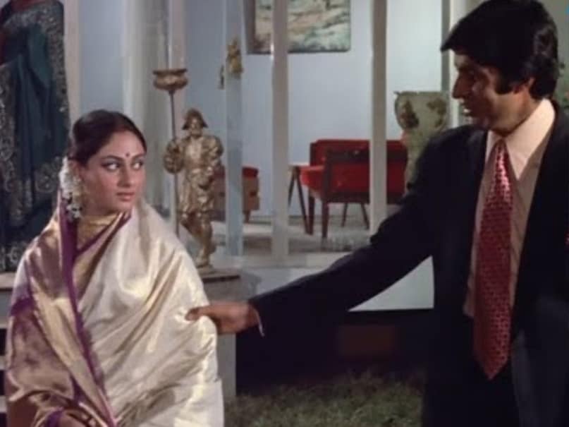 Jaya Bachchan, Jaya Bachchan news, Amitabh Bachchan, When Jaya Bachchan enraged after hearing song Mere Angne Mein, Jaya Bachchan, Jaya Bachchan left theater angrily during laawaris screening, Mere Angne Mein Song Kissa, Jaya Bachchan-Amitabh Bachchan Love Story, laawaris Film Song, laawaris hit or flop, kBC, अमिताभ बच्चन, जया बच्चन, फिल्म लावारिस, मेरे अंगने में तुम्हारा क्या काम है गाना