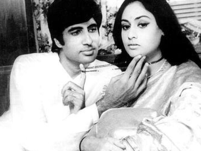 Jaya Bachchan, Jaya Bachchan news, Amitabh Bachchan, When Jaya Bachchan enraged after hearing song Mere Angne Mein, Jaya Bachchan, Jaya Bachchan left theater angrily during laawaris screening, Mere Angne Mein Song Kissa, Jaya Bachchan-Amitabh Bachchan Love Story, laawaris Film Song, laawaris hit or flop, kBC, अमिताभ बच्चन, जया बच्चन, फिल्म लावारिस, मेरे अंगने में तुम्हारा क्या काम है गाना