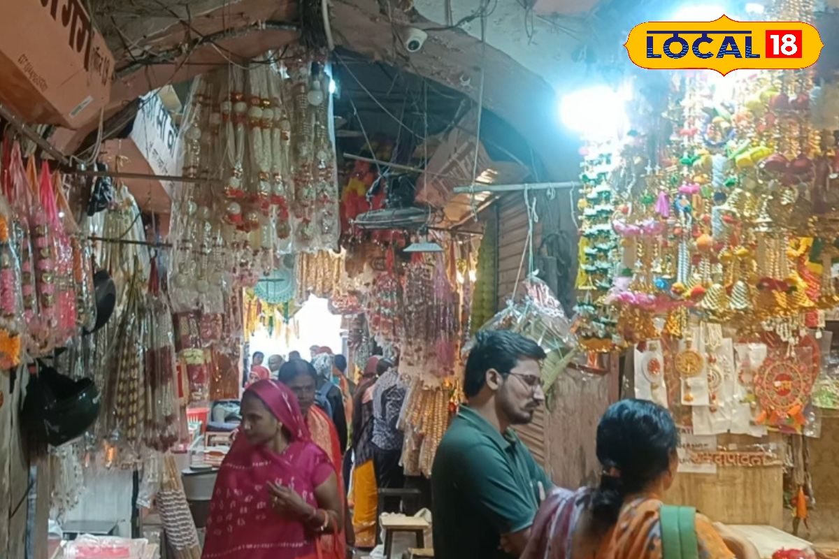 जयपुर के कटला मार्केट में लगी भीड़! जहां मिलता है सब कुछ एक ही जगह