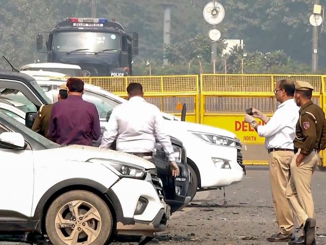 लाल किला ब्लास्ट पर नजीब जंग का बयान, मुस्लिम नेताओं ने लोगों से की ये अपील