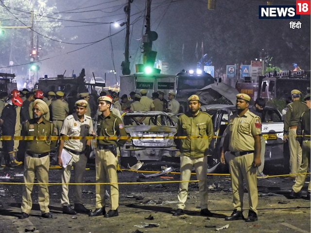 J-K को लेकर आज गृह मंत्रालय की प्रेस कॉन्फ्रेंस, हो सकते हैं बड़े खुलासे J-K को लेकर आज गृह मंत्रालय की प्रेस कॉन्फ्रेंस, हो सकते हैं बड़े खुलासे