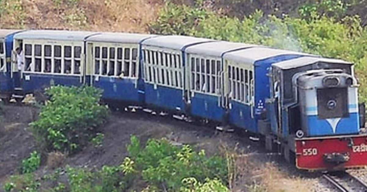 खत्‍म हुआ पर्यटकों का इंतजार, आपकी मनपसंद ट्रेन पांच महीने बाद पटरी पर लौटी