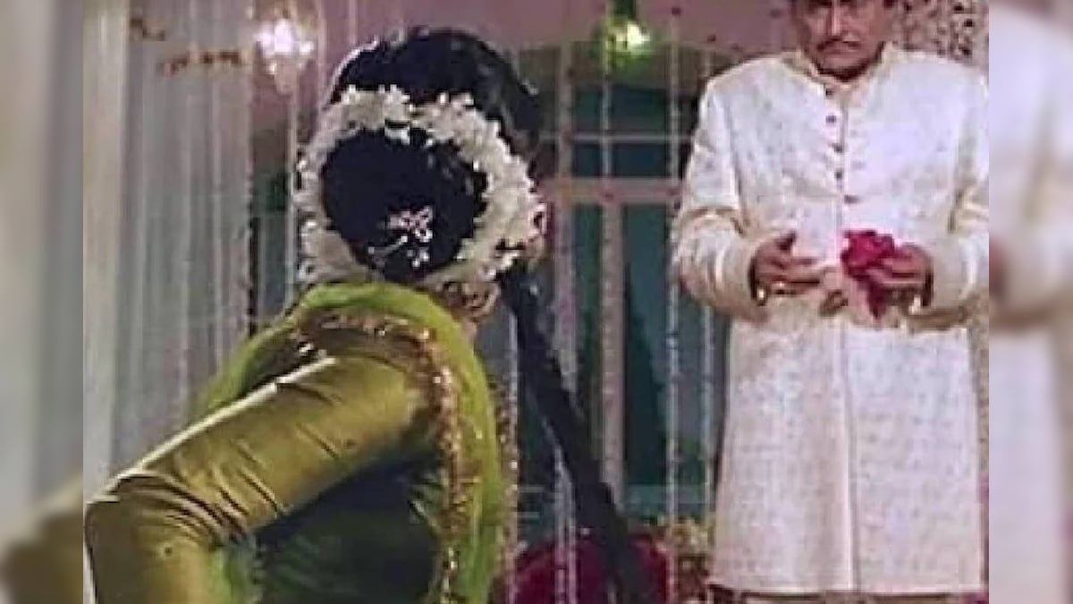 मोहम्मद रफी का वो ब्लॉकबस्टर गाना, नशे में धुत था सुपरस्टार, बचने के लिए भागती रहीं दिलीप कुमार की हीरोइन