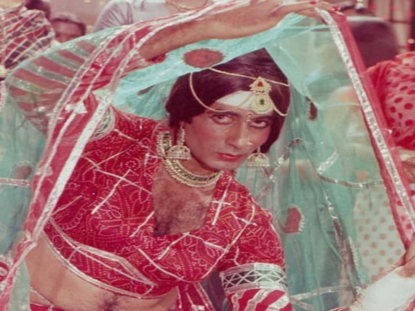 prakash mehra laawaris 1981 movie, laawaris 1981 movie Amitabh bachchan, mere angne mein lyrics, prakash mehra movies, prakash mehra vs manmohan desai, laawaris 1981 movie cast, laawaris 1981 movie release date, laawaris 1981 movie budget, laawaris 1981 movie box office collection, laawaris 1981 movie director, laawaris 1981 movie songs, apni to jaise taise song, Amitabh bachchan laawaris 1981 movie, laawaris 1981 movie prakash mehra, prakash mehra amitabh bachchan movies, prakash mehra amitabh bachchan fight