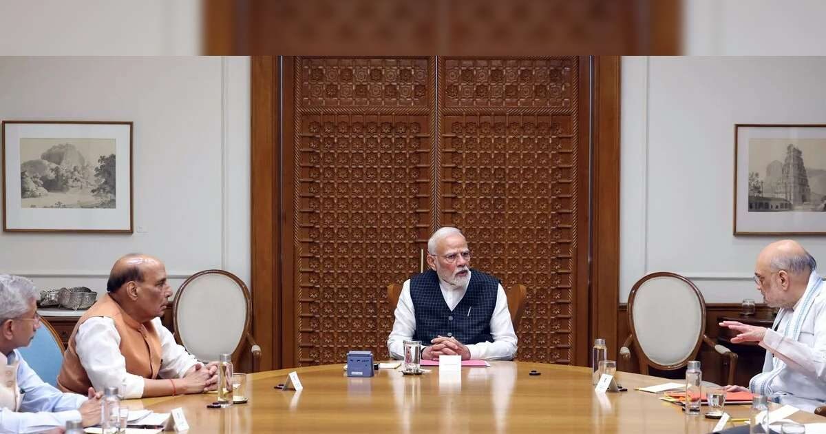 PM कुछ देर में लेंगे CCS की मीटिंग, गृह मंत्री-रक्षा मंत्री-NSA सब होंगे शामिल