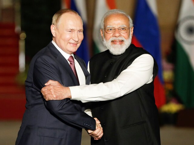 On one hand, Trump softened on tariffs, on the other hand Putin packed his bags for India.
