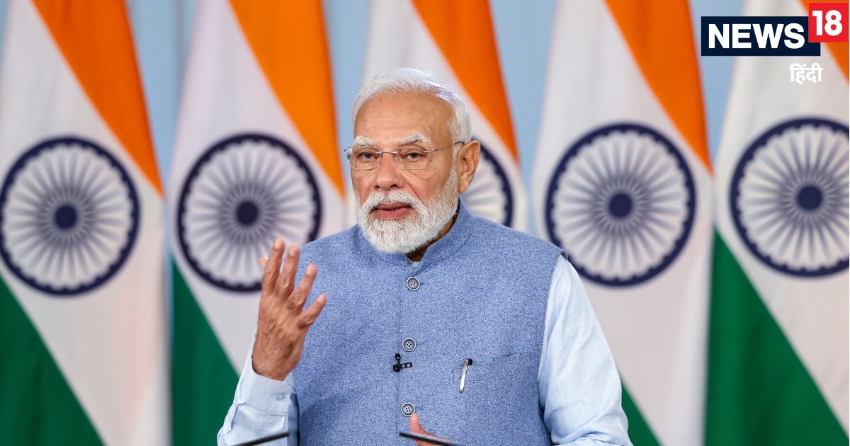 पीएम मोदी का आज कर्नाटक दौरा, उधर छत्‍तीसगढ़ पहुंचे अमित शाह