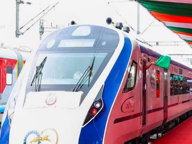 खास है ये वंदेभारत, प्रयागराज,चित्रकूट समेत 4 धार्मिक स्‍थल और भी..पैसा वसूल