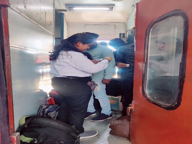 आपकी कितने नम्बर तक RAC हो सकती है कंफर्म? बुकिंग के साथ कर सकते हैं पता