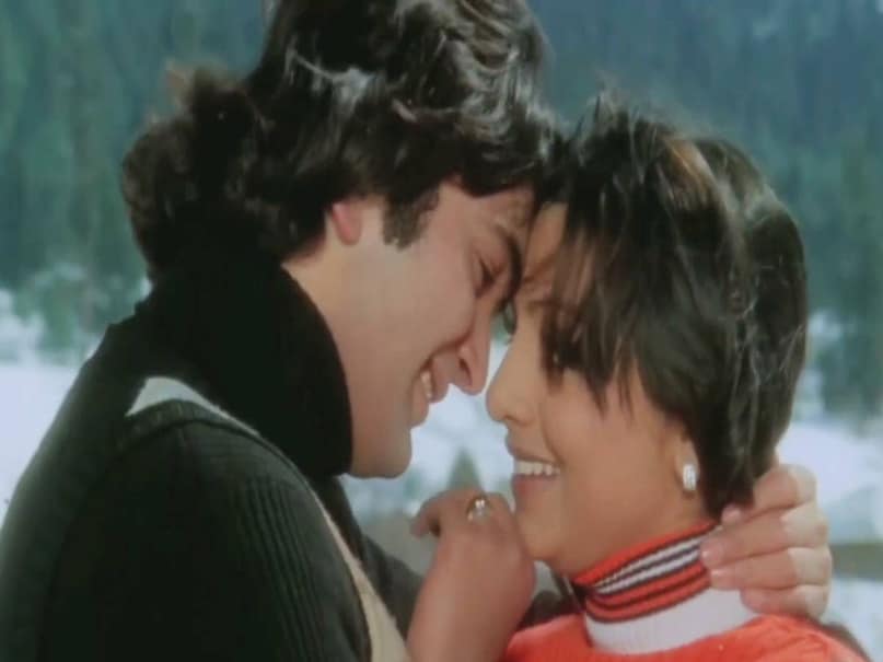 Rishi kapoor neetu singh movies, Rishi kapoor neetu singh doosra aadmi movie 1977, doosra aadmi movie cast, doosra aadmi movie budget, doosra aadmi movie collection, doosra aadmi movie rishi kapoor ki, doosra aadmi movie director, doosra aadmi movie songs, nazron se kehdo pyar mein lyrics, Bollywood most Romantic evergreen song, rishi kapoor romantic songs, rishi kapoor son, rishi kapoor daughter, neetu singh son, neetu kapoor husband, Who is Rishi Kapoor exgirlfriend, Who is the first husband of Neetu Singh, Why did Neetu Singh change her name