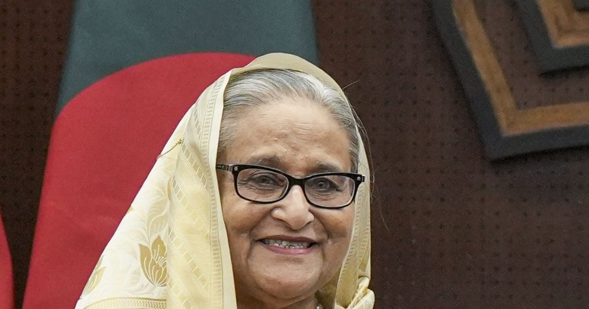 किन कागजों के जरिये भारत में रह रही है शेख हसीना, कब तक यहां रह सकती हैं?