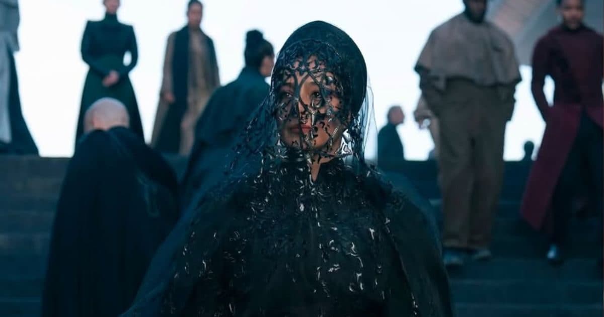 Superstar’s sister, her debut film was pending for 8 years, Hasina, who has won the National Award twice, is lonely even at the age of 54.