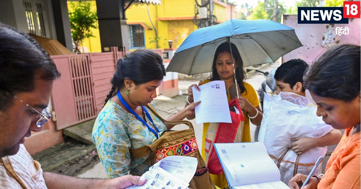 बांग्‍लादेशियों ने 9 जिलों की बदल दी सूरत, फिर ममता दीदी SIR से बेचैन क्‍यों?