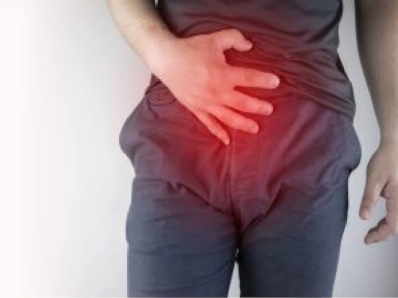 কিডনির সমস্যাও কারণ: কিডনি ঠিকভাবে কাজ না করলে শরীরের জলের ভারসাম্য নষ্ট হয়ে যায়, যার ফলে প্রস্রাবের পরিমাণ বেড়ে যেতে পারে। কিডনি স্টোন, কিডনি ফেলিওর বা কিডনির সংক্রমণের কারণে এই সমস্যা হতে পারে। কিডনির সমস্যাও কারণ: কিডনি ঠিকভাবে কাজ না করলে শরীরের জলের ভারসাম্য নষ্ট হয়ে যায়, যার ফলে প্রস্রাবের পরিমাণ বেড়ে যেতে পারে। কিডনি স্টোন, কিডনি ফেলিওর বা কিডনির সংক্রমণের কারণে এই সমস্যা হতে পারে।